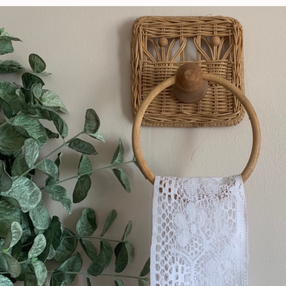 Vintage Wicker Hand Towel Holder